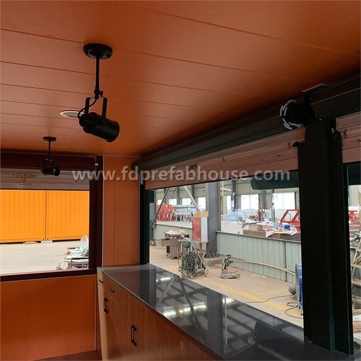 20ft Color Contrast Container Cafe