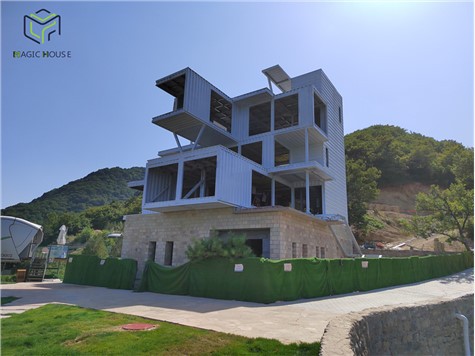 경치 좋은 컨테이너 조립 커피숍